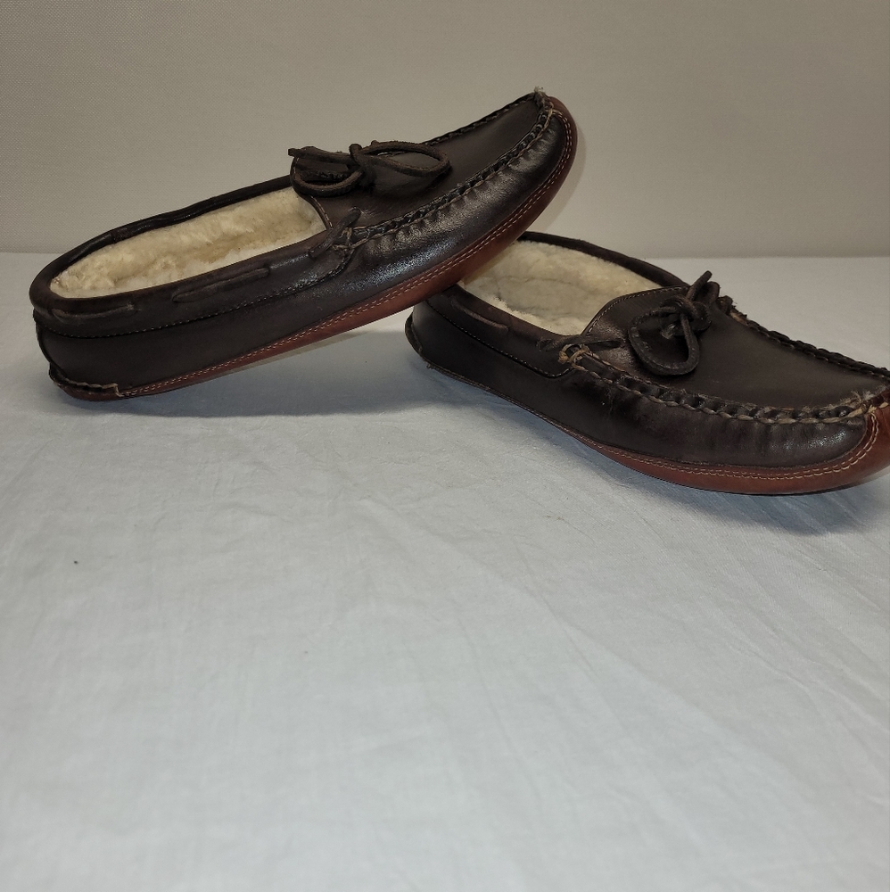 LL BEAN MEN'S BISON LEATHER DOUBLE SOLE SLIPPERS SHEARLING LINED Size 9 M